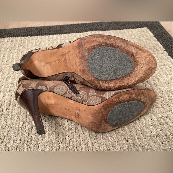 Coach Bennet 11M Heeled Booties Logo - Picture 3 of 6